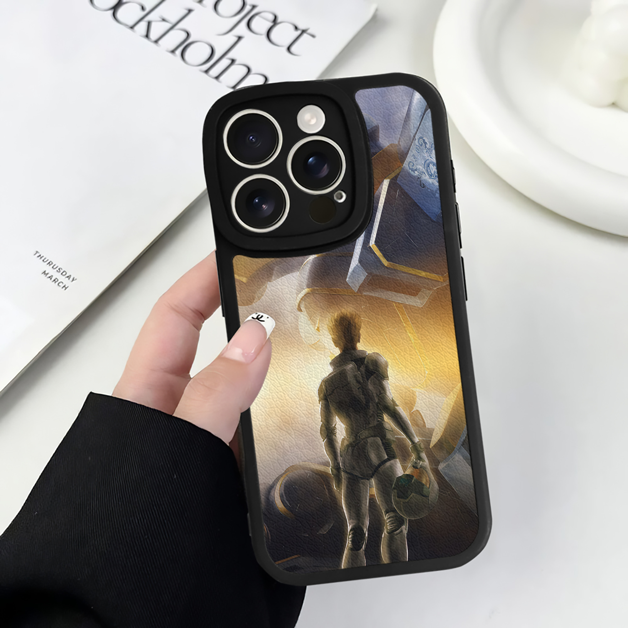 （画像用） 機動戦士ガンダム Mobile Suit Gundam 【iPhone 16シリーズ対応】シリコンスマホケース（レザー調） 材質：シリコン